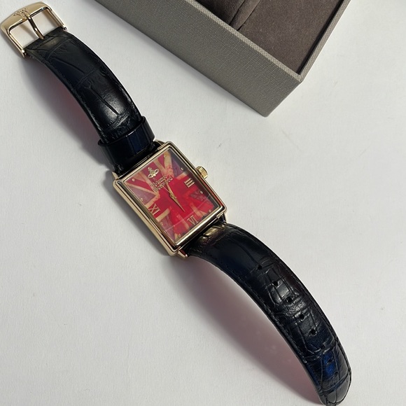 SOLD - Vivienne Westwood iconic UNION JACK IMPERIALIST WATCH NWT - Picture 7 of 10
